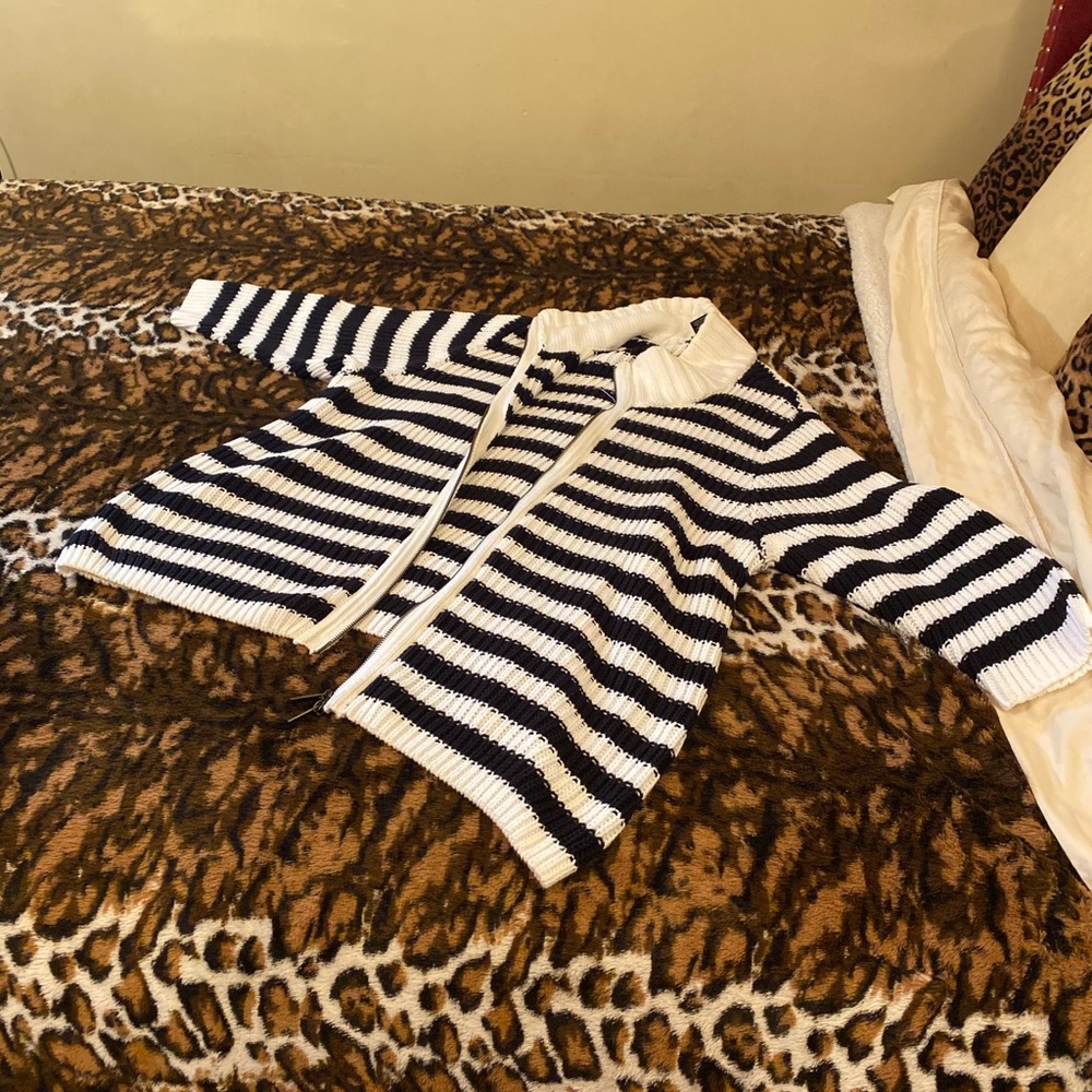 Lane.Bryant black and white zip up sweater.